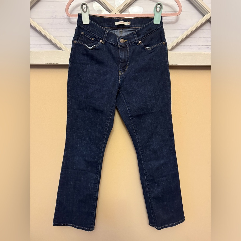 Levi's Jeans Womens 26 Classic Boot Mid Rise Dark Wash Western Blue Denim